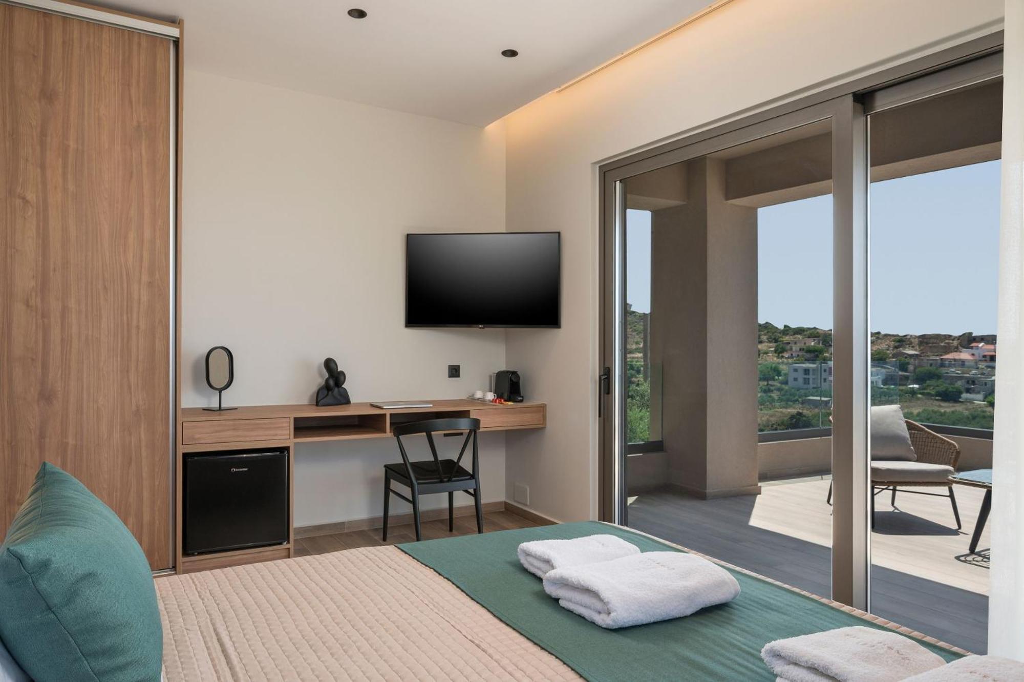 Villa Ekphrasis With Sea View And Jacuzzi Ravdhoúkha エクステリア 写真